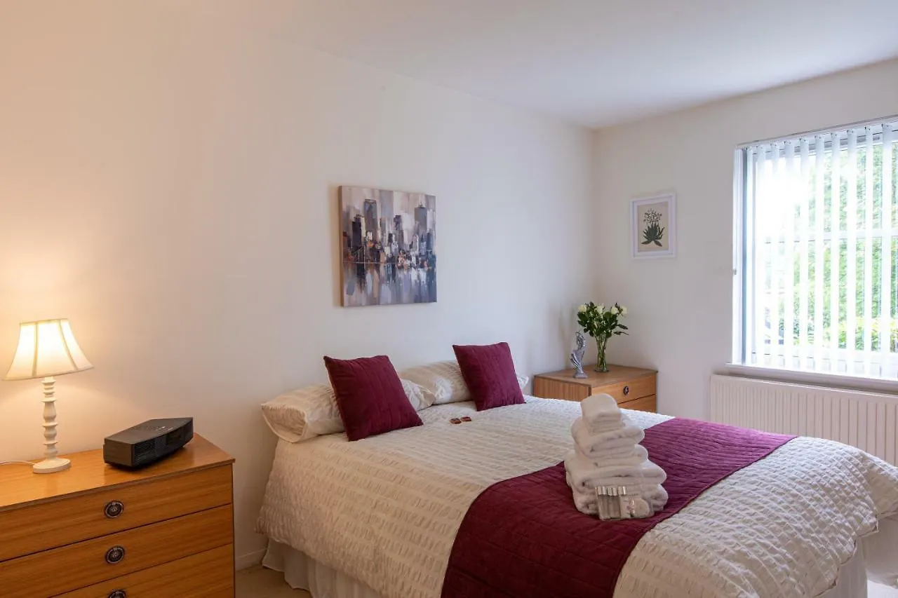 Cults Court Apartment Aberdeen United Kingdom