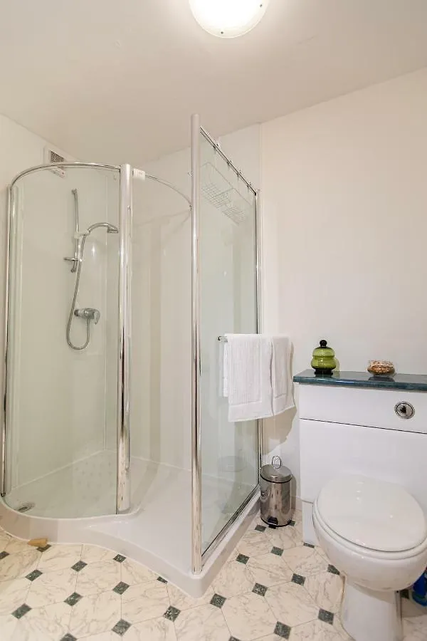Cults Court Apartment Aberdeen United Kingdom