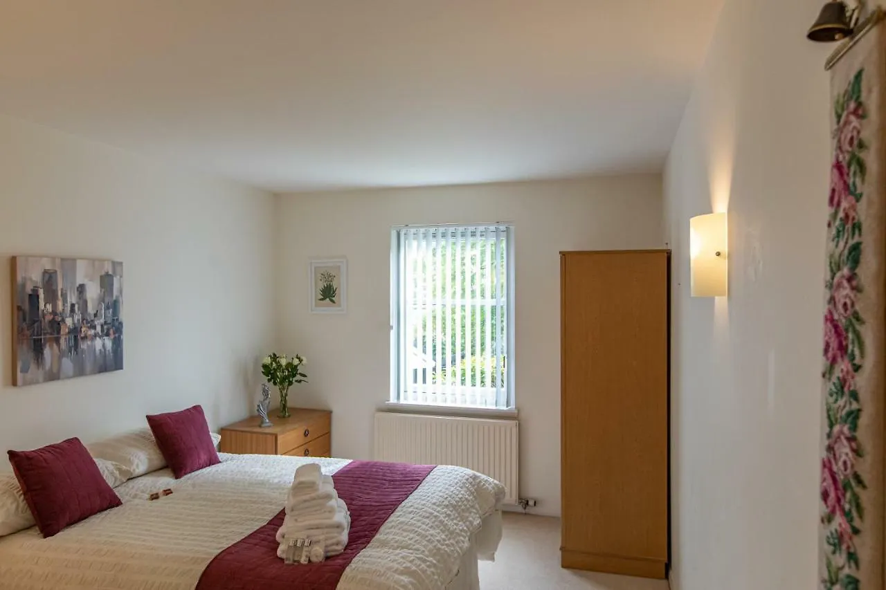 Cults Court Apartment Aberdeen United Kingdom